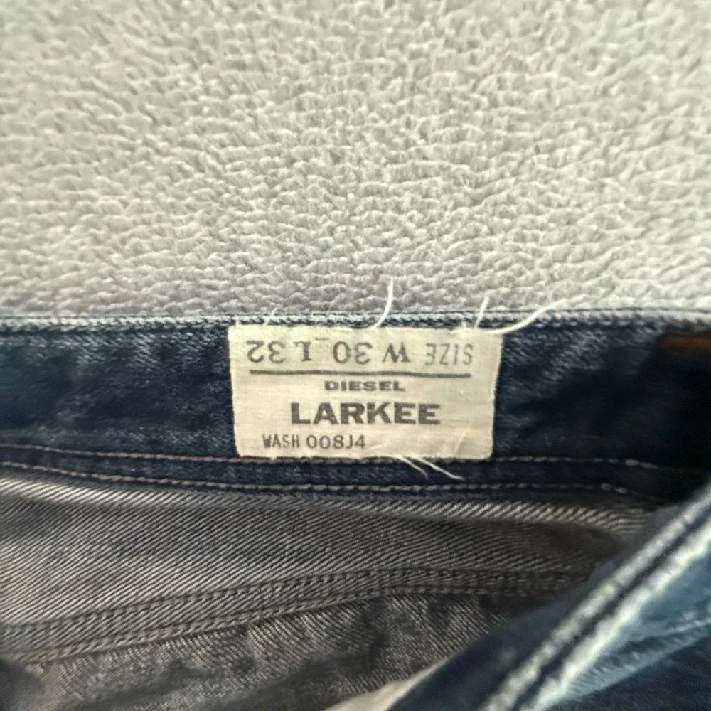 Diesel Larkee Mens 30x32 Regular Straight Jeans Blue Wash 008J4 Button Fly